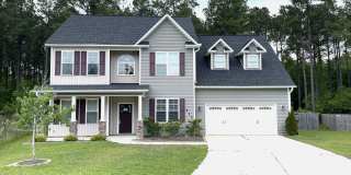 Cul-de-Sac, Spacious, and Comfort in a Prime Coastal Location Gallery 1