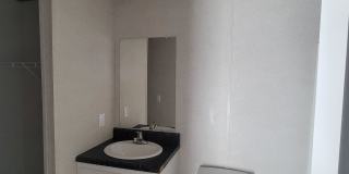 25 Lexington St Gallery 9