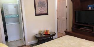 334 W Pearson Street Gallery 9