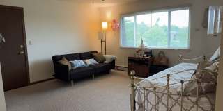 1253 GETZELMAN Drive Gallery 3