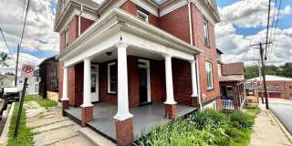 3 bedroom/ 1.5 Bath Home for rent MAnor, PA 15665 Gallery 1