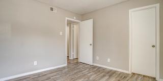 Laurel Grove Gallery 26