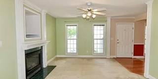 Welcome to 4820 Manteo Lane—3 BD/2.5 BA house located on a cul-de-sac street in the Farmbrook Subdivision! Gallery 8