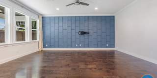 3104 W Bay Villa Ave Gallery 14