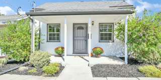 Charming Martinez 1bed / 1bath Gallery 1