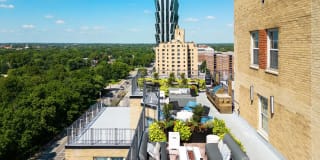 Montclair on the Park Gallery 32
