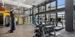 AMLI Broadway Park Gallery 23