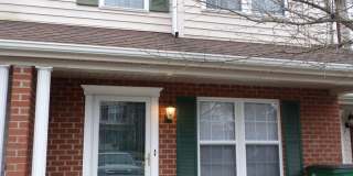 2 Bedroom 2.5 Bath Townhouse Gallery 1