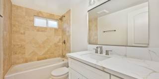 1318 Agate Gallery 19
