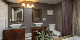 19451 ARGYLE Crescent Gallery 17