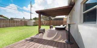 5224 NE 1st Ave Gallery 10