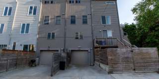 1815 INGERSOLL Street Gallery 63