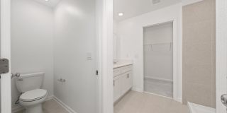 Westview Single Family Home 4 beds 2,5 Baths Gallery 26