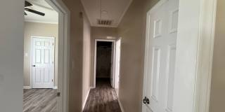 MOVE-IN READY! Gallery 7