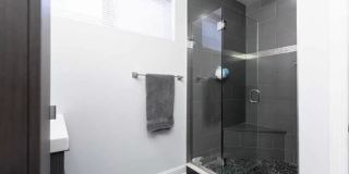 Modern New Luxury Apartment Fishtown Gallery 17
