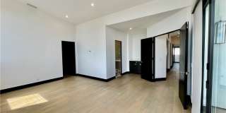 1319 Sunset Plaza Drive Gallery 24