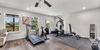 Modern 3-Bedroom Bella Vista Home with Bonus Room and Tiered Deck Gallery 26
