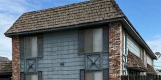 Updated 2 bedroom 2 bathroom condo Gallery 1