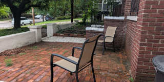 1620 A Catawba Street Gallery 29