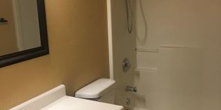 Cute 3 Bedroom House Near Lakeway Gallery 20