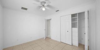 2614 7th Street W Gallery 8