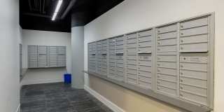 565 W Quincy Street Gallery 30