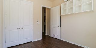 Amazing Austin condo! Gallery 14