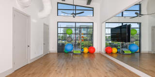 The Easton Riverview Apartments Gallery 13