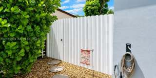 1310 N 70th Way Gallery 1