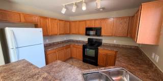 Updated 4x2 Buckeye Home *NO* Carpet & Downstairs Primary Bed! Gallery 10