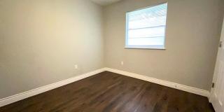 2709 NW Hilltop Drive Gallery 14