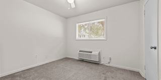 The Oaks Gate City Gallery 17