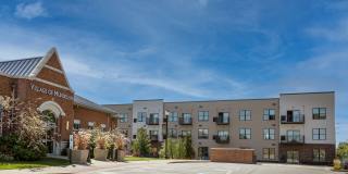 Station 250 Mundelein Gallery 55