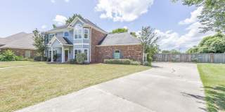 300 Oak Hollow Drive Gallery 6