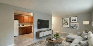 Willowbrooke Apartments & Townhomes Gallery 11