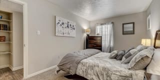 WatersEdge Denton Apartments Gallery 18