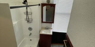 410 E 16th Street Gallery 13