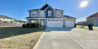 5137 Thruway Road Gallery 1