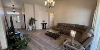 Charming 3-Bedroom Home with Spacious Layout Gallery 1