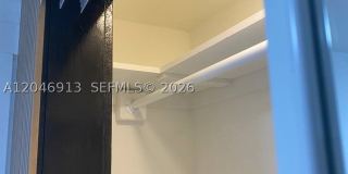 1212 NW 11th Ct Gallery 14