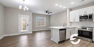 Luxury New 3BR Townhomes | Garage + Pool | 7 min to Fort Bragg Gallery 6