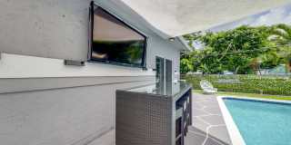 Spacious 3-Bedroom West Park Home with Private Pool Spacious 3-Bedroom West Park Home with Private Pool Gallery 33