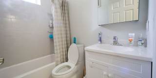 Brookline 4 Bed – 1,700 Sq Ft – W/D in Unit – Parking – No Fee – 9/1 Gallery 15