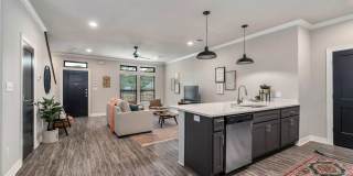 504 Cooner Street - A Gallery 24