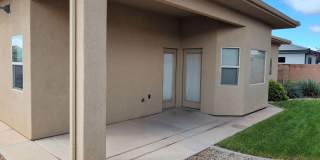 4 Bedroom Home Near Pine View High School With 2 Car Garage Gallery 7