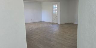 FOR RENT!!! SIMPLY STUNNING AND SPACIUS 3 BED 2 BATH SINGLE FAMILY HOME.. Gallery 5