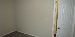 1935 Auburn Hills Gallery 15