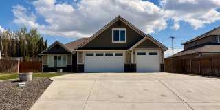 Gorgeous Craftsman Home- 5 bed, 3 Full Bath- Includes Landscaping! Gallery 1