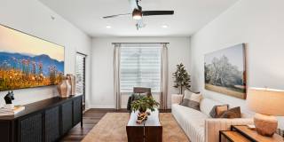 The Pullman Luxury Apartment Homes Gallery 9