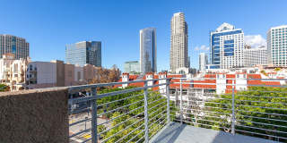 Sophisticated Urban Living in the Heart of San Diego’s Marina District Gallery 7